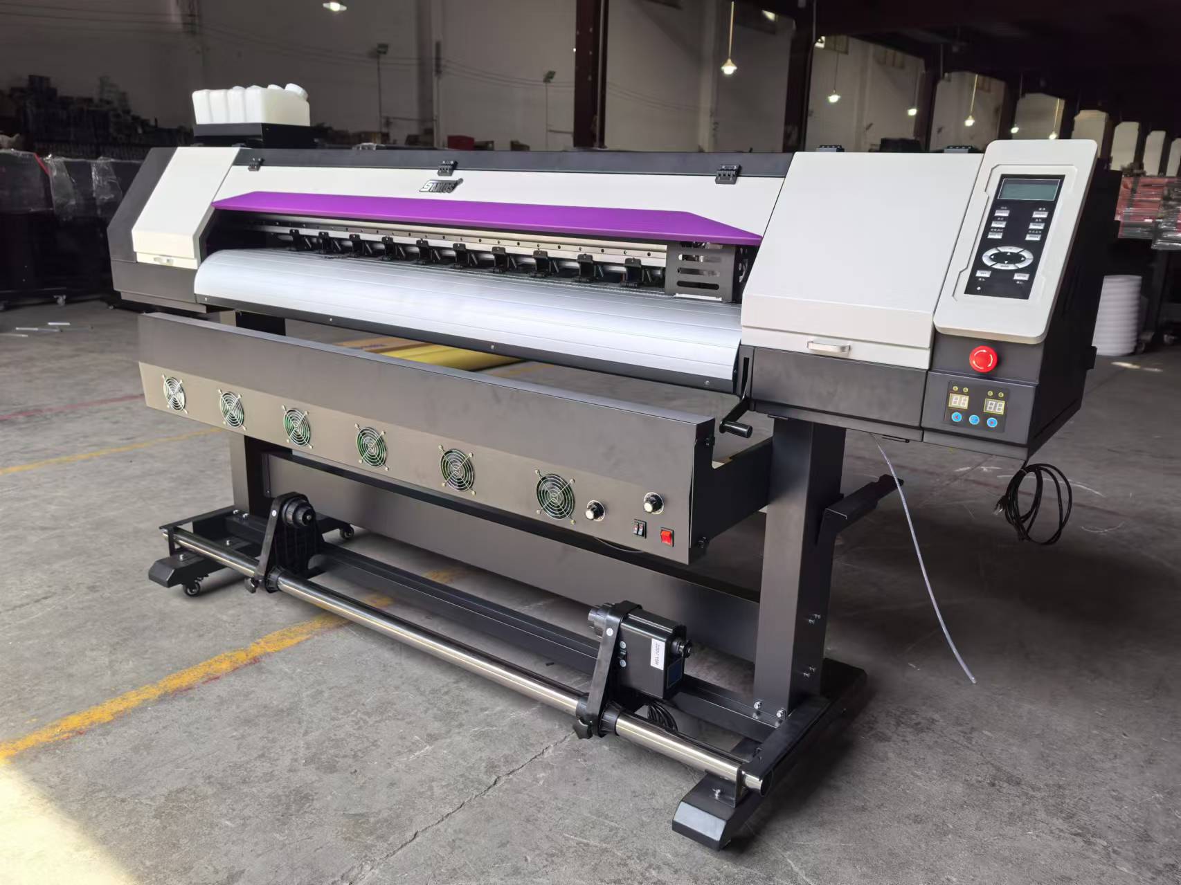 Commercial Shirt Printing Machine - Easy Operation 1.6m Large Format Printing